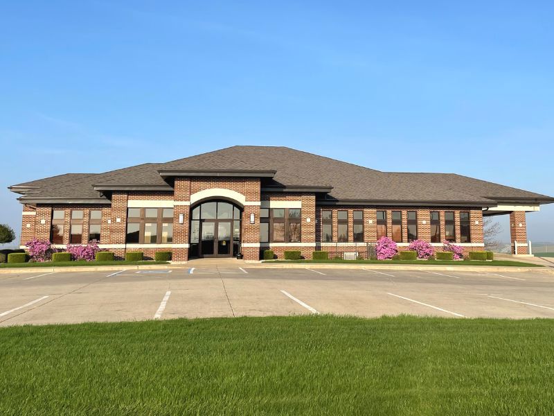 Luana Savings Bank Central & Northeast IA Checking Account CD