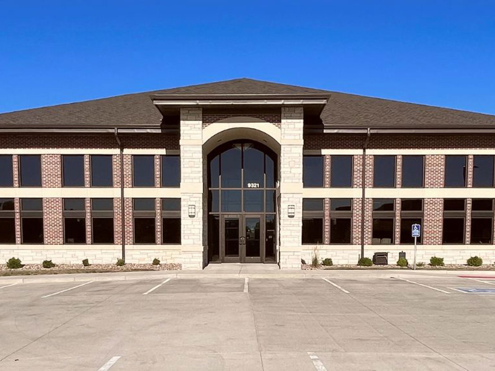 Branches and ATMS Central & Northeast IA Bank Luana Bank