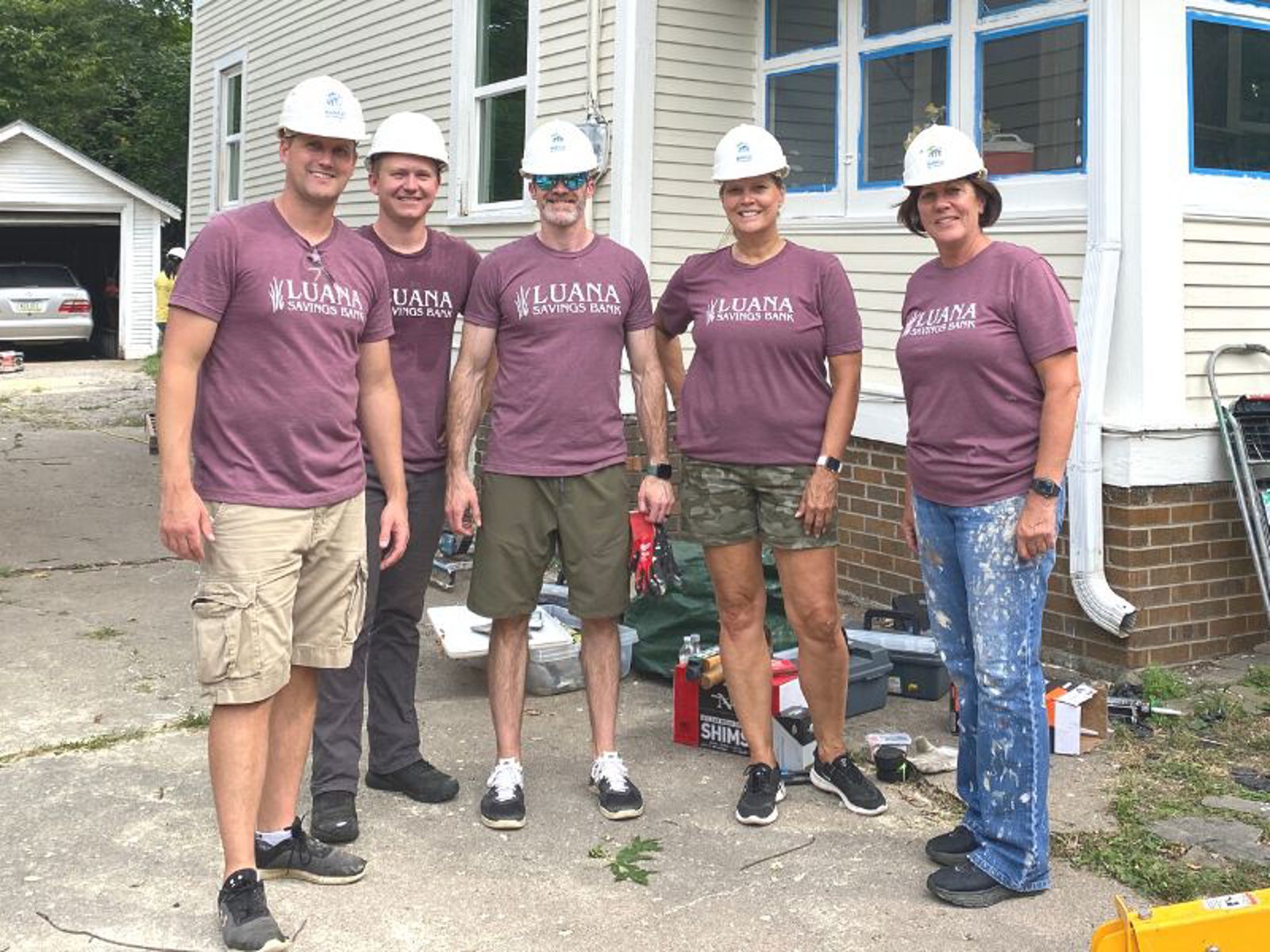 Luana Savings Bank Central & Northeast IA Checking Account CD